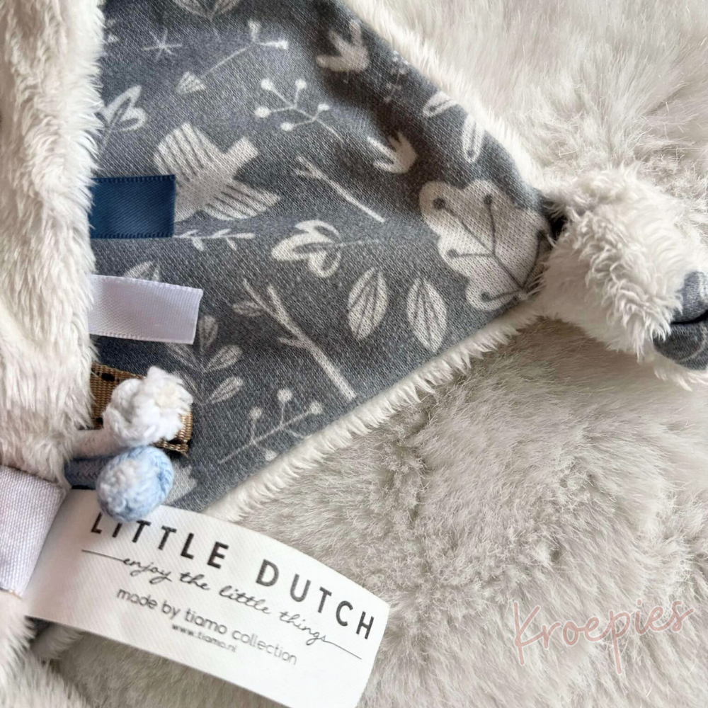 Little Dutch knuffeldoekje konijn blauw | Bosdieren pootjes